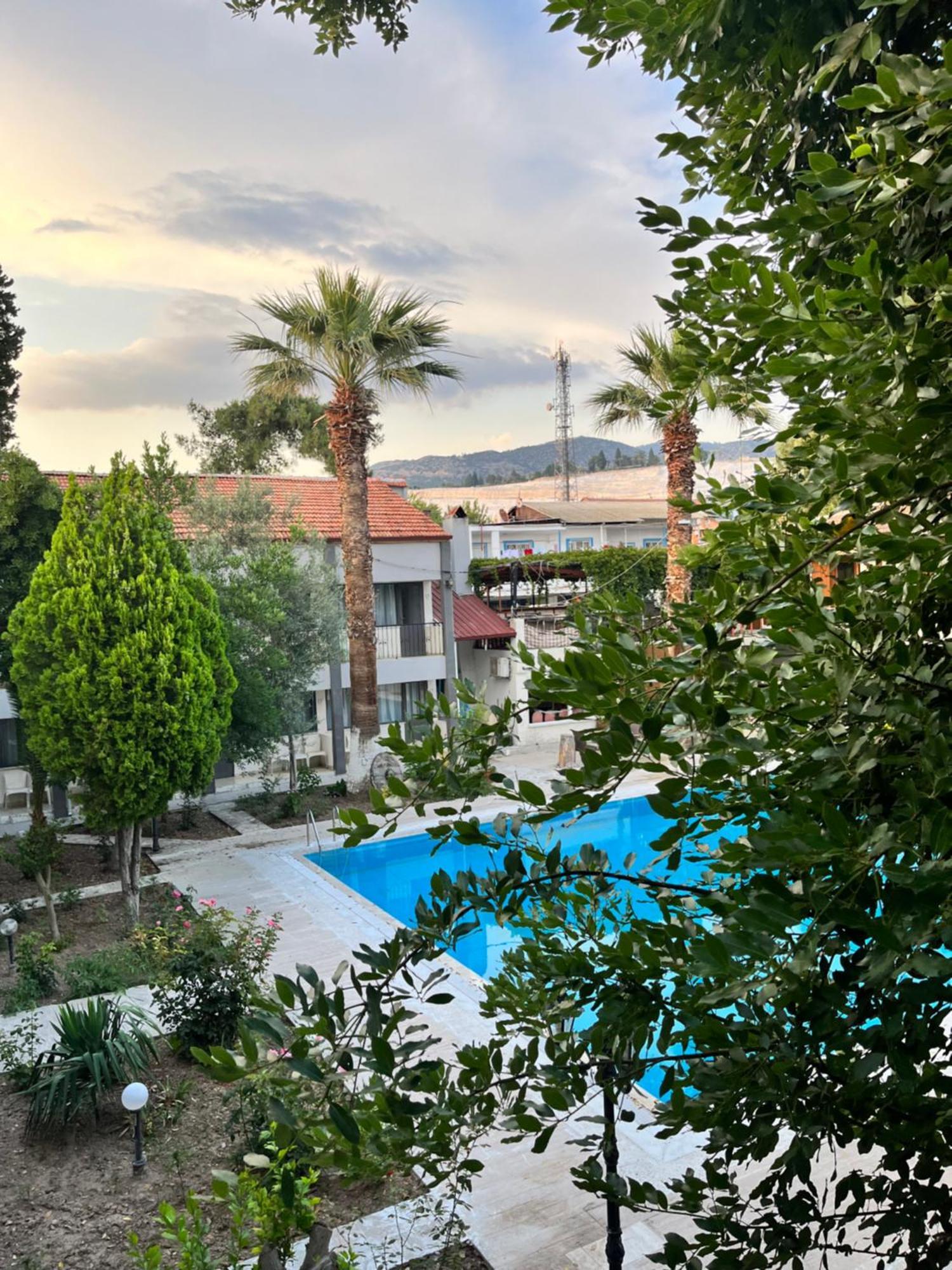 Artemis Yoeruek Otel Old Town Pamukkale Eksteriør billede